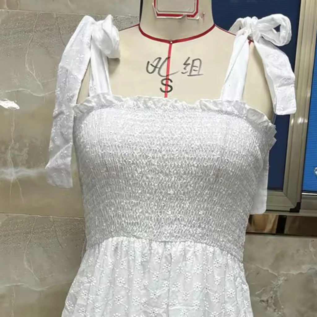 Abito ricamato con spalle scoperte vintage da donna Abito estivo senza maniche con collo quadrato e occhielli Abito lungo smock da spiaggia