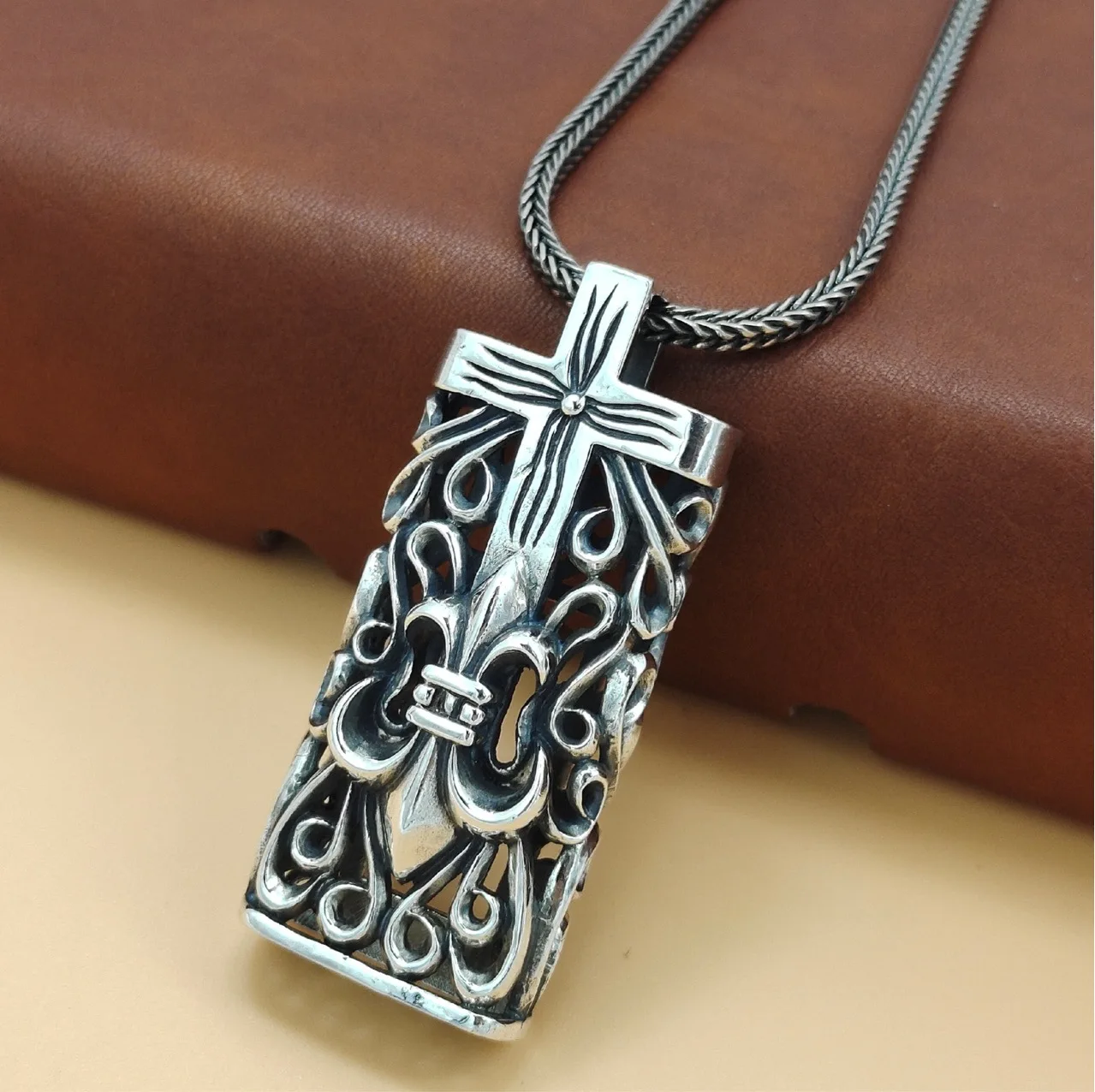 

S925 sterling silver trendy stylishmen square card anchor cross pendant european and american fashion hip hop style jewelry