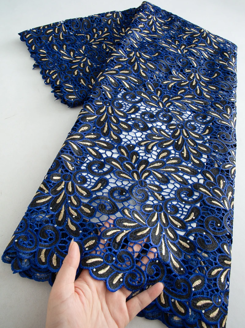 Funkelnder, eleganter Guipure-Spitzenstoff im europäischen Stil – Tiefblauer Cord-Spitzenstoff für Hochzeitskleider / formelle Kleidung
