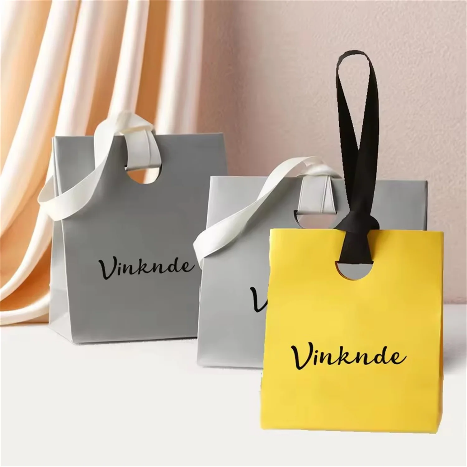 

Custom Luxury Gift Bags Personalized Logo Thick Kraft Paper Packaging Ribbon Closure Jewelry Cosmetic Storage Boxes Bulk Orders