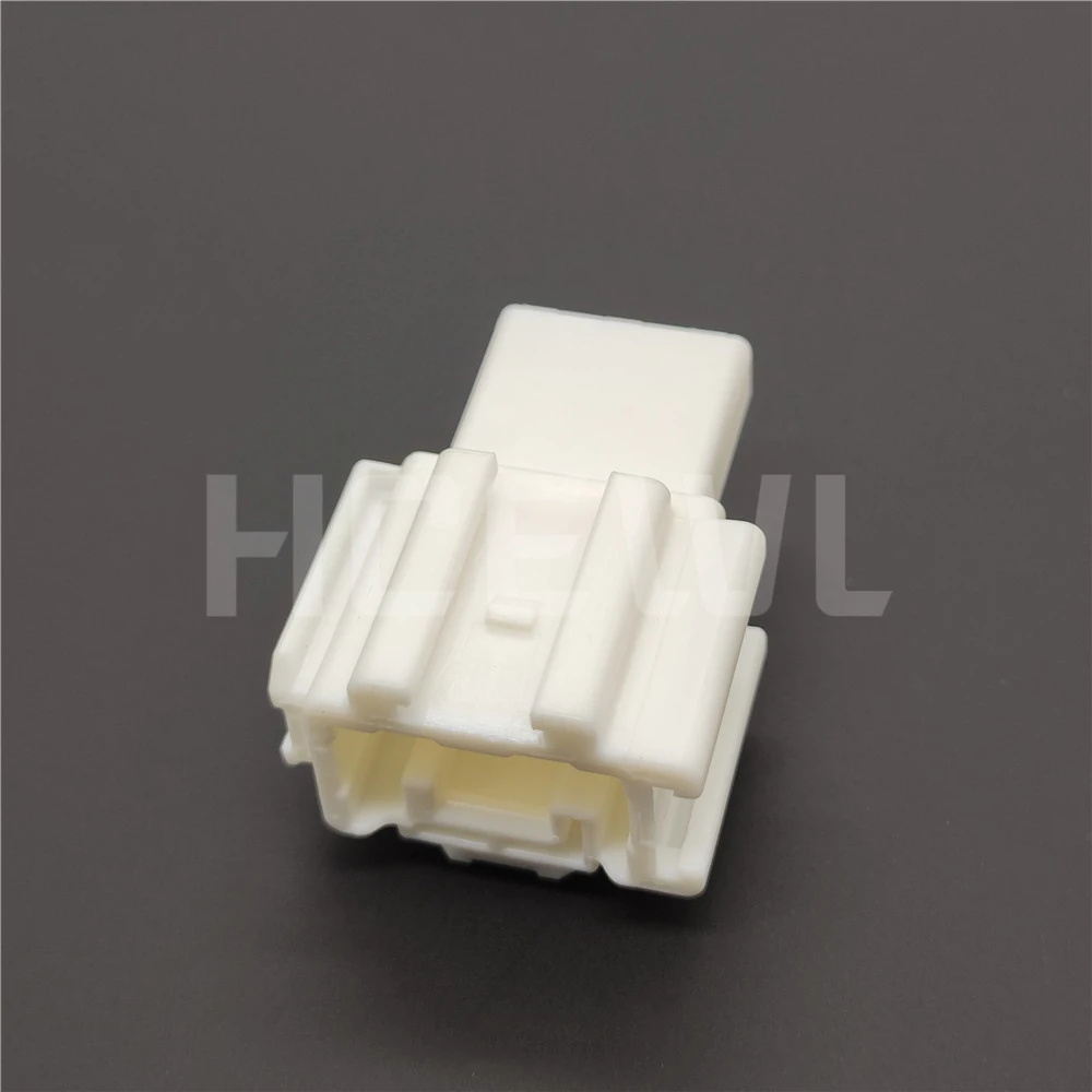 

New original high-quality 7186-8849 4P automotive component connector plug