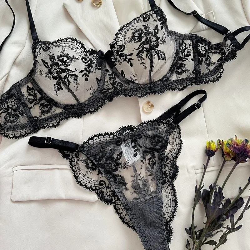 

Женский новый высококачественный темпераментный стиль с цветочной вышивкой, прозрачная сетка, искушение, комплект сексуального нижнего белья, сексуальное женское нижнее белье