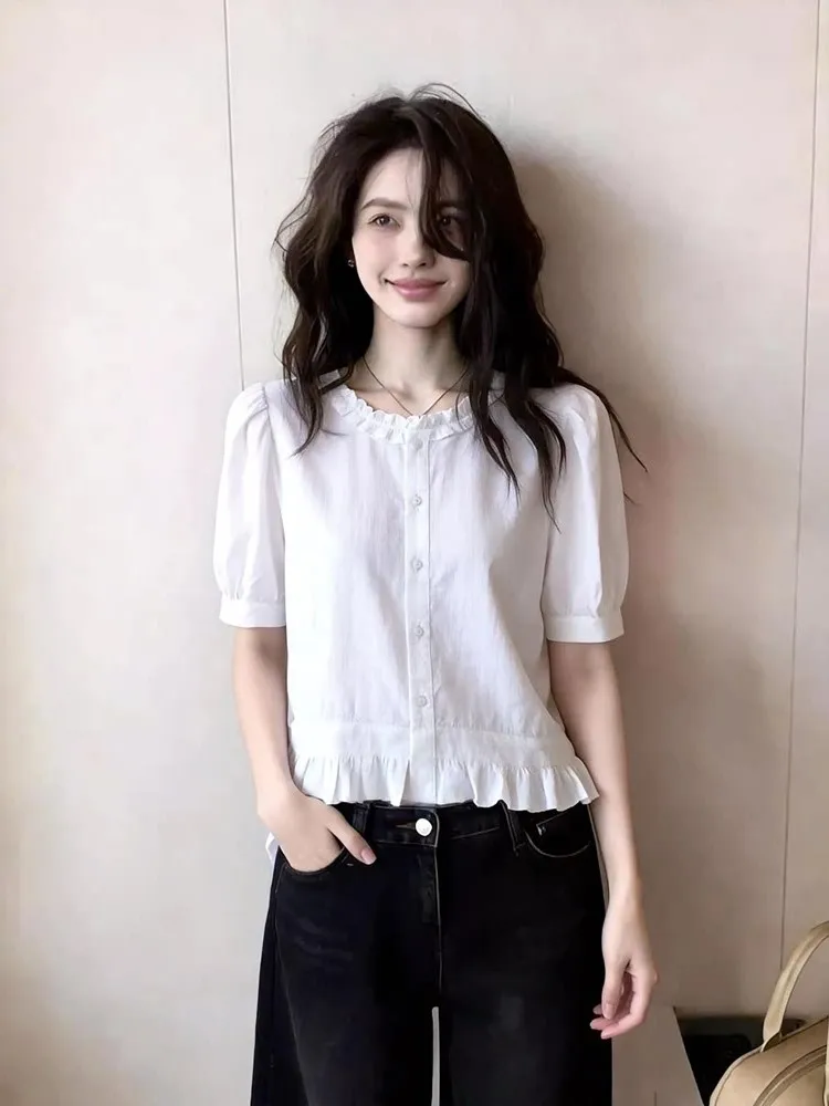 

Sweet Short Sleeve round Neck Women's Shirt with Lace Trim Oaline Wooden Ear Trim Versatile Top for Small Figures Commute Style