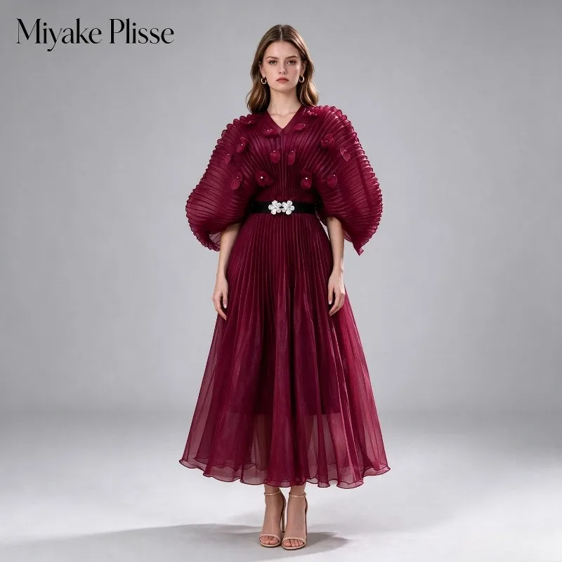 Women's Dress 2026 New Spring Autumn V-Neck Mid-Length 3D Flower Casual Party Dress with Belt Waist-Cinching Pleated Dress Pleat