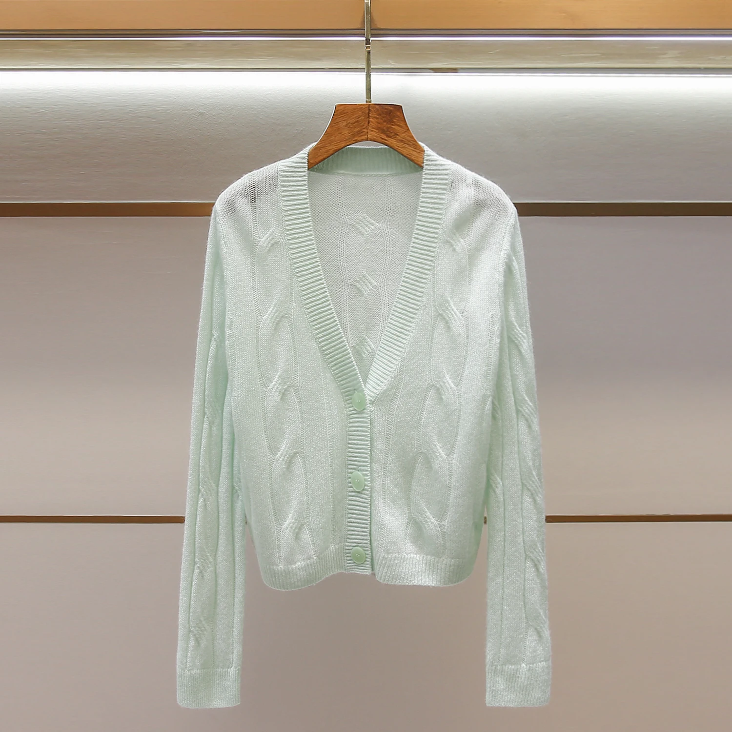 

High-End Women's Vintage Style V-Neck Knitted Sweater Cardigan Floral Pattern Casual Fit Medium Thickness Spring New Arrival