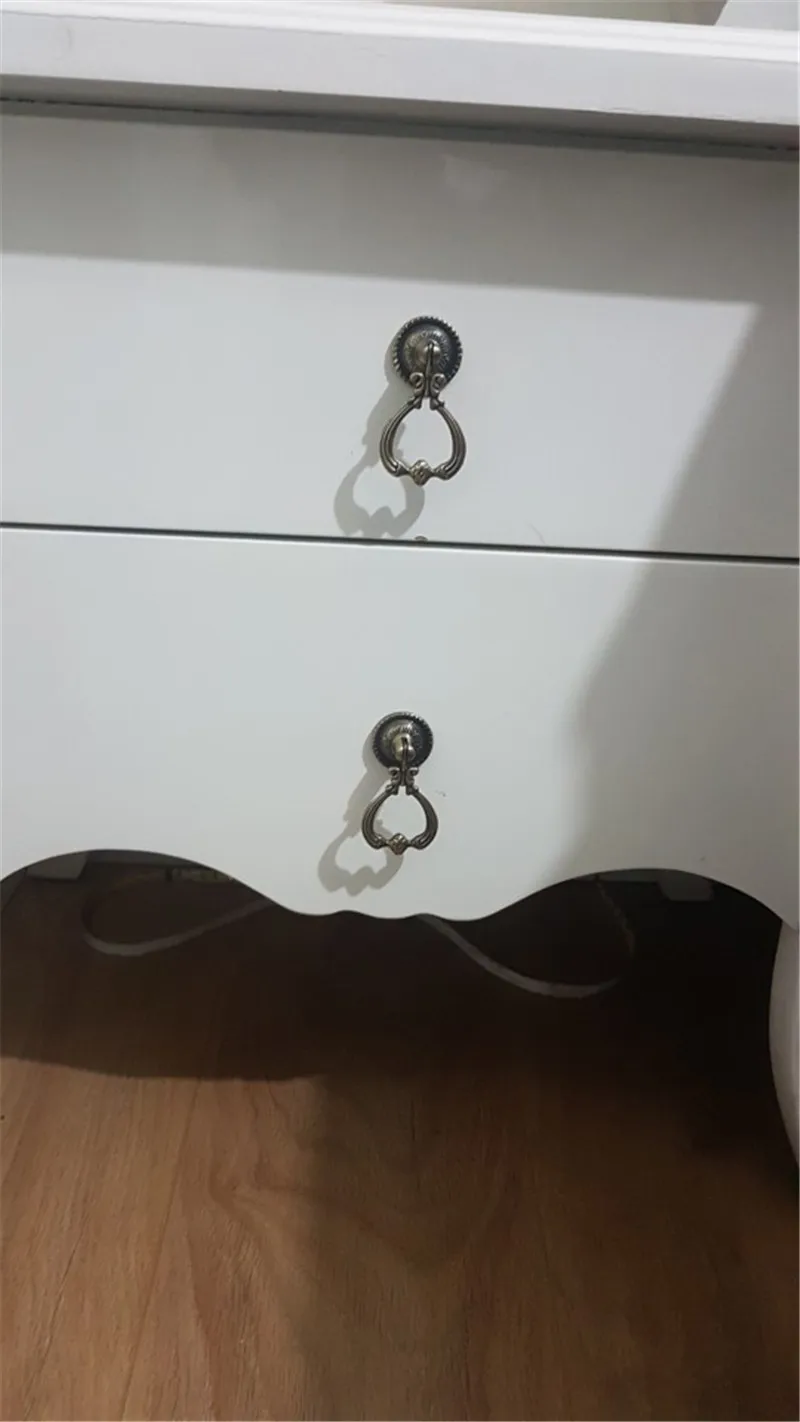 DRELD 2Pcs Antique Brass Furniture Handles Vintage Cabinet Knobs and Handles Door Closet Cabinet Drawer Pull Handle for Kitchen