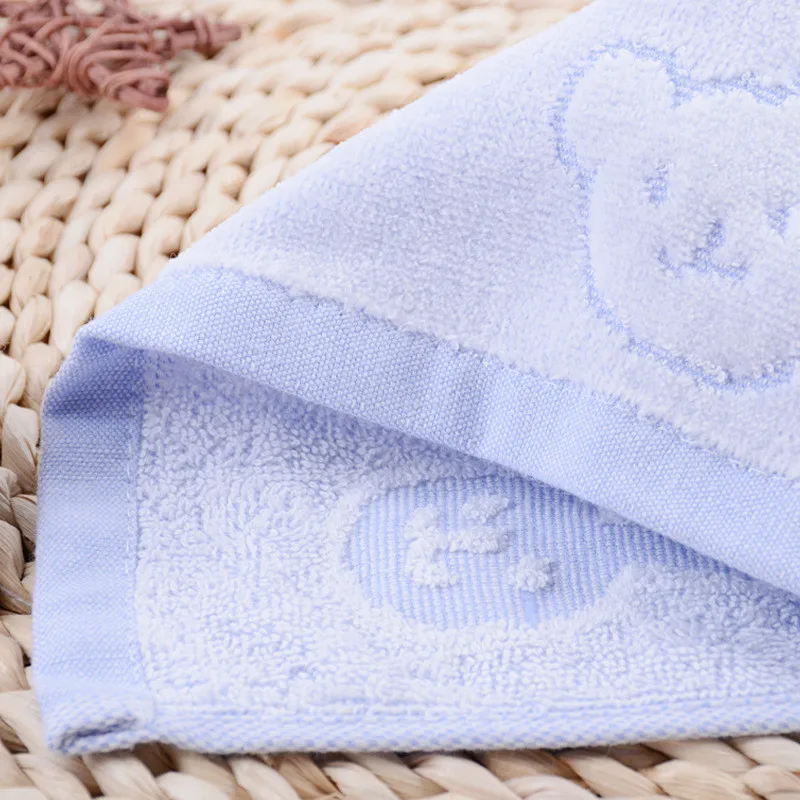 1Pcs 25x25cm Cartoon Cotton Kindergarten Hand Wash Face Square Small Towel Water Absorbent Soft