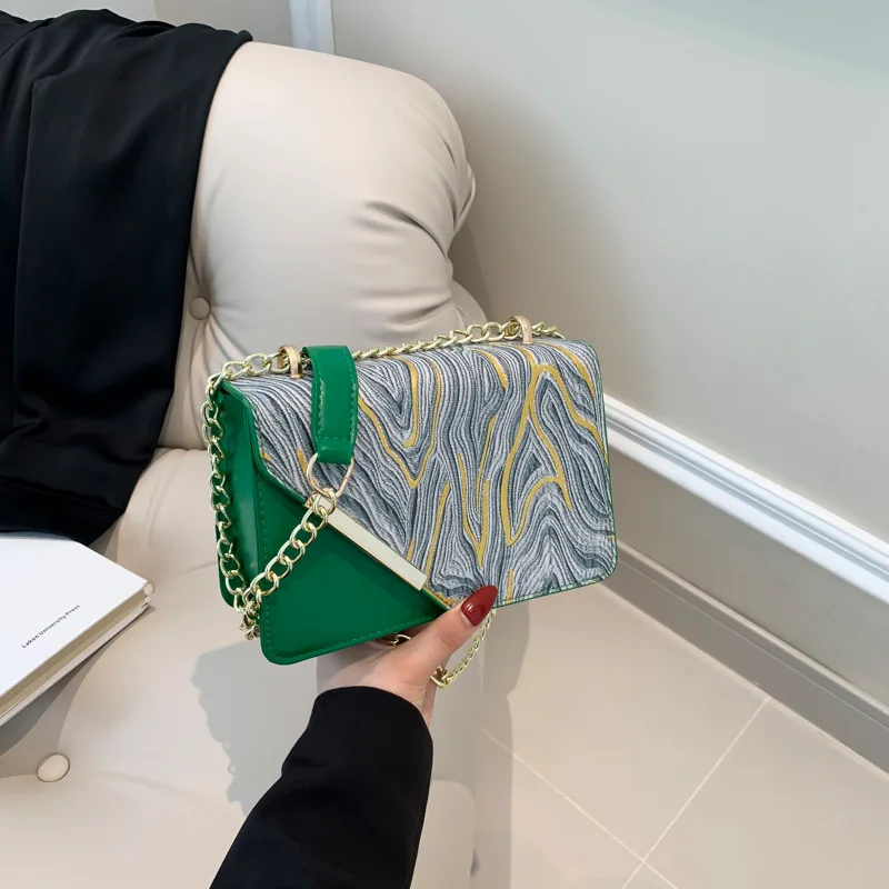 

2025 Summer Color Block Shoulder Bag Womens Stylish Crossbody Purse Trendy Contrast Stitch Tote Fashionable Casual Handbag