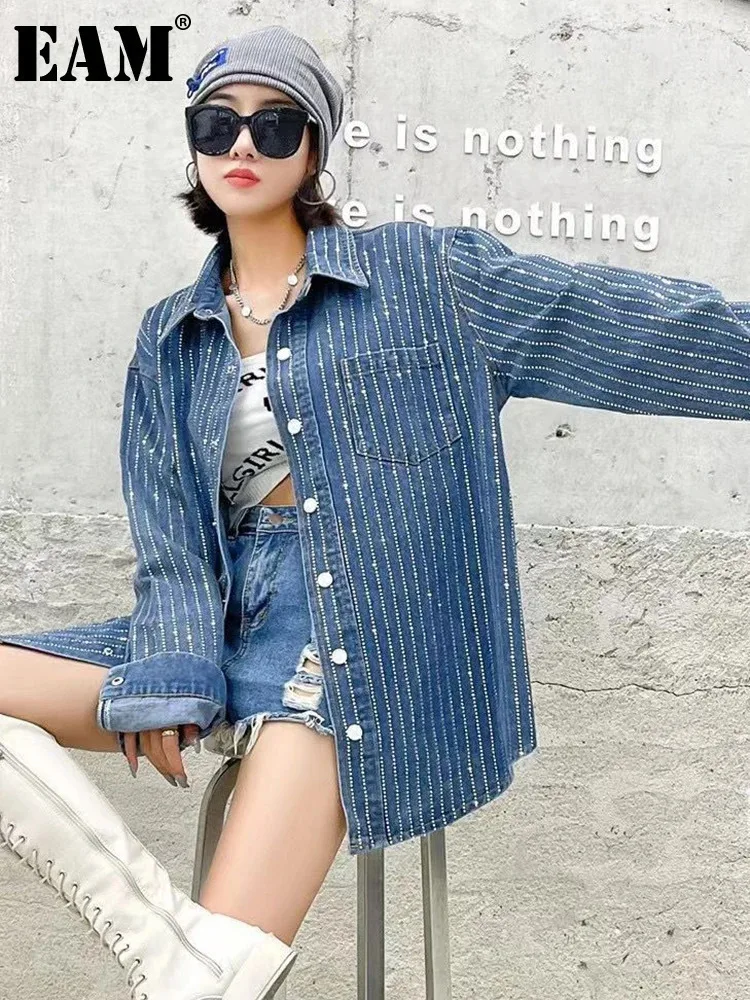 [EAM] Women Blue Denim Rhinestones Big Size Blouse New Lapel Long Sleeve Loose Fit Shirt Fashion Tide Spring Autumn 2024 1DF6775