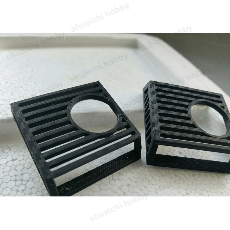 Protector de faros impreso en 3D para modelo de coche MJX H8H, marco de protección de lámpara, piezas de montaje DIY, orugas universales 1/8 1/10 RC, 1 par