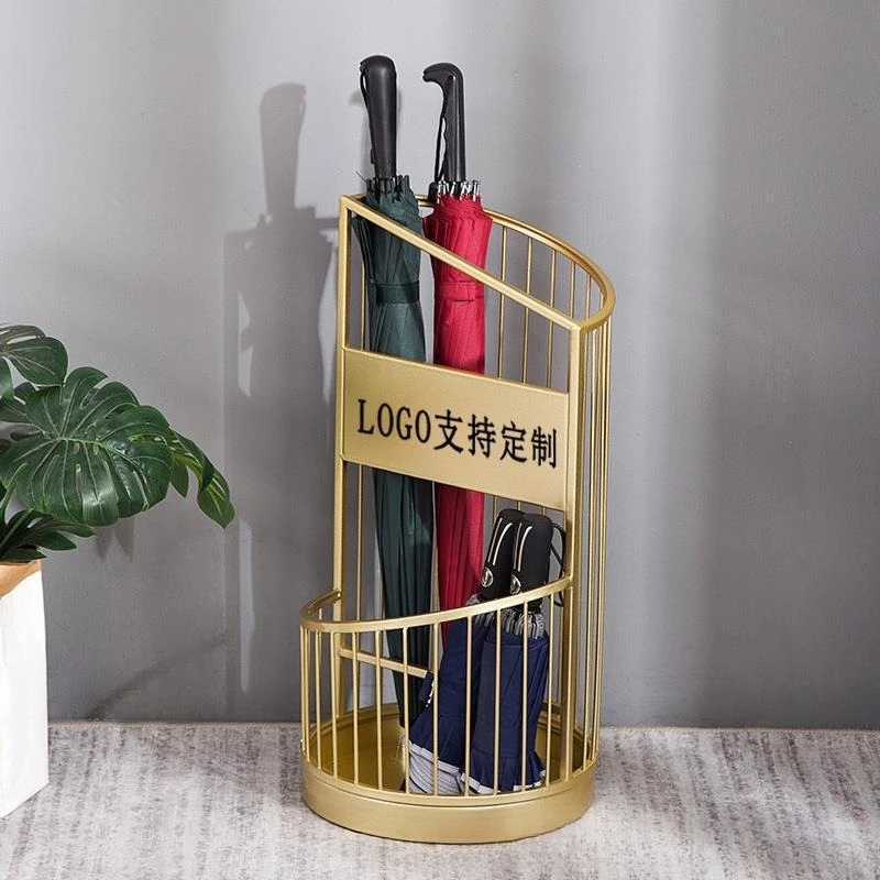 

Золотое ведро для зонта у входа в вестибюле, коммерческая бочка для зонта, легкая роскошная рамка для зонта из кованого железа в скандинавском стиле.