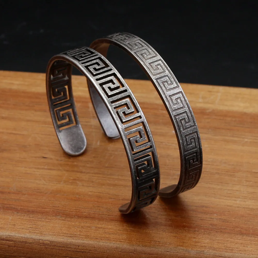 Retro Hollow Chinese Long Wall Pattern Stainless Steel Cuff Bracelet Engraved Texture Bangle Unisex Holiday Fashion Jewelry Gift