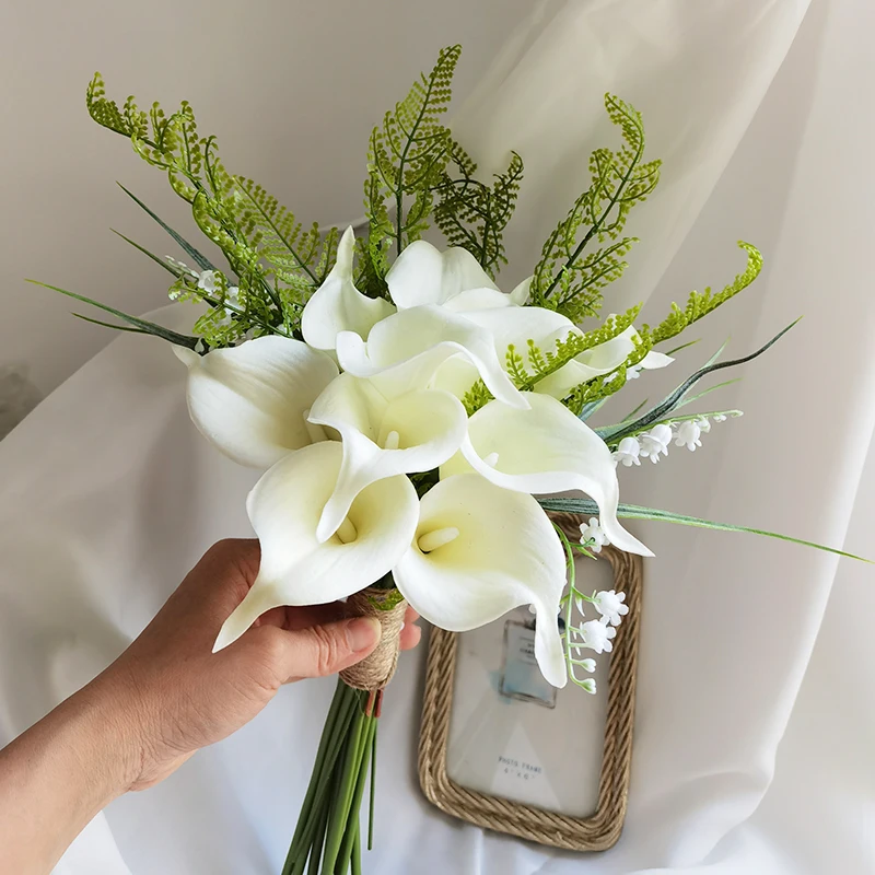 

Ivory Calla lilies small Bouquet Bridesmaid Wedding Holding Flowers Artificial Flowers bouquet demoiselle d honneur mariage