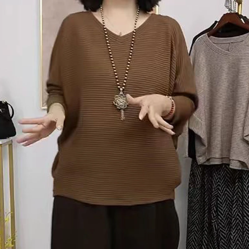 Odzież damska Jesień Modny Vintage Elegancki Prosty Casual Streetwear T-shirty Damskie Solidny Dekolt V Długi Rękaw Luźne Pulowery Topy