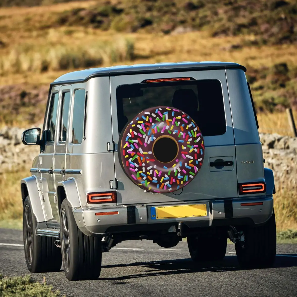 Chocolate Sprinkles Donut Capa de Pneu Sobressalente, Protetores de Roda do Carro, Acessórios para Mitsubishi Pajero, SUV, RV, 14 polegadas, 15 polegadas, 16 polegadas, 17 polegadas