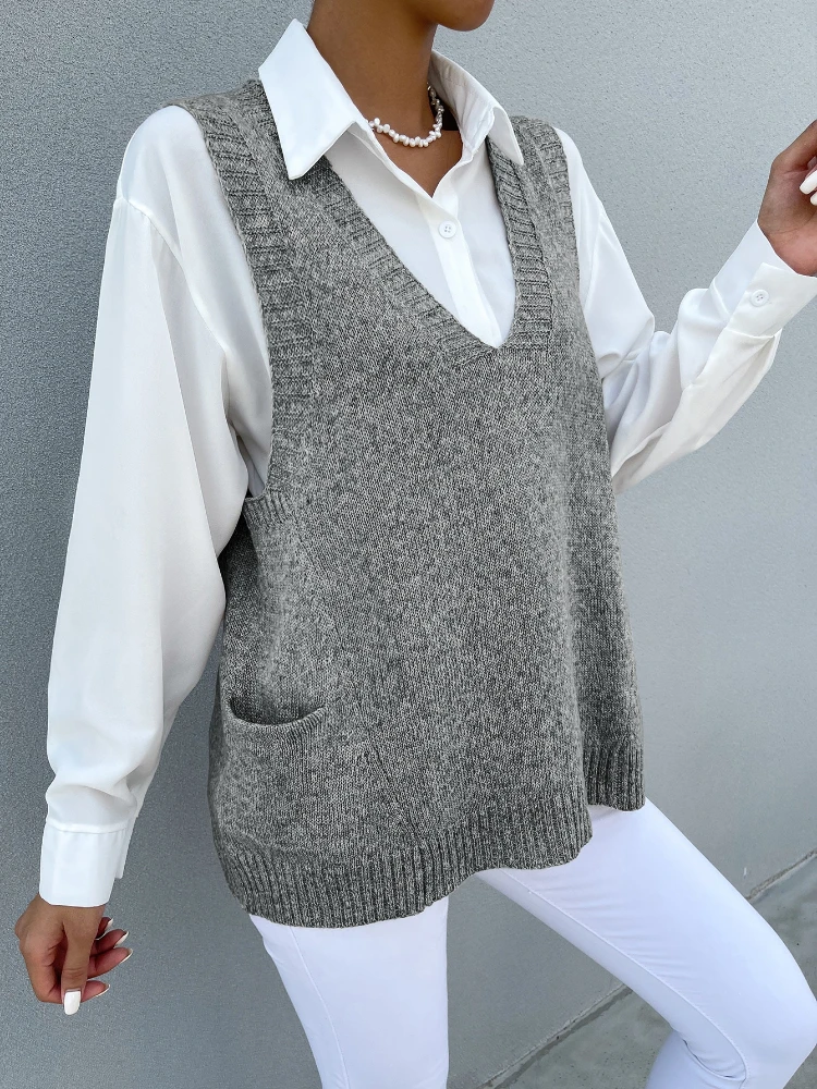 Knitted Vest All-match V-neck Sleeveless Autumn Sweaters 2023 Women Simple Pocket Female Korean-style Casual Winter Trendy Coat