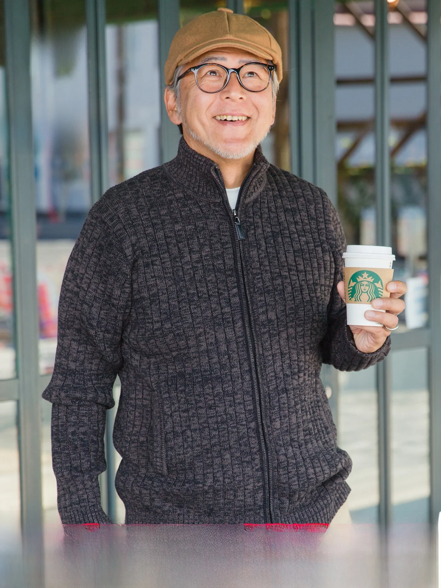 

Модный вязаный свитер для папы и дедушки, зимняя одежда, верхняя одежда для мужчин среднего возраста, трикотаж для пожилых людей