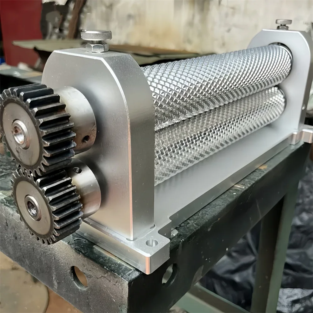 Customized Cell Size 280mm Beeswax Foundation Rollers Machine Aluminum Alloy Beekeeping Foundation Embossing Machine