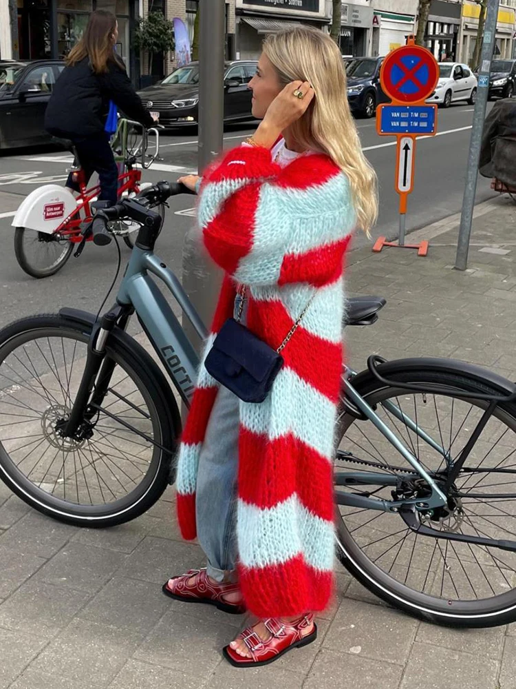 

Striped Knitted Long Cardigans Women Lantern Sleeve Thicken Warm Jacket 2025 Winter Fashion Female Street Outwears