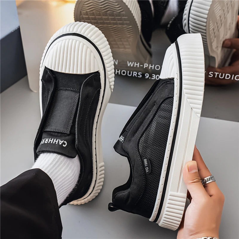 Breathable Circulation Mesh Upper Men Summer Sport Shoes Soft Padded Insole Durable Anti Skid Sole Suitable For Daily Exercise