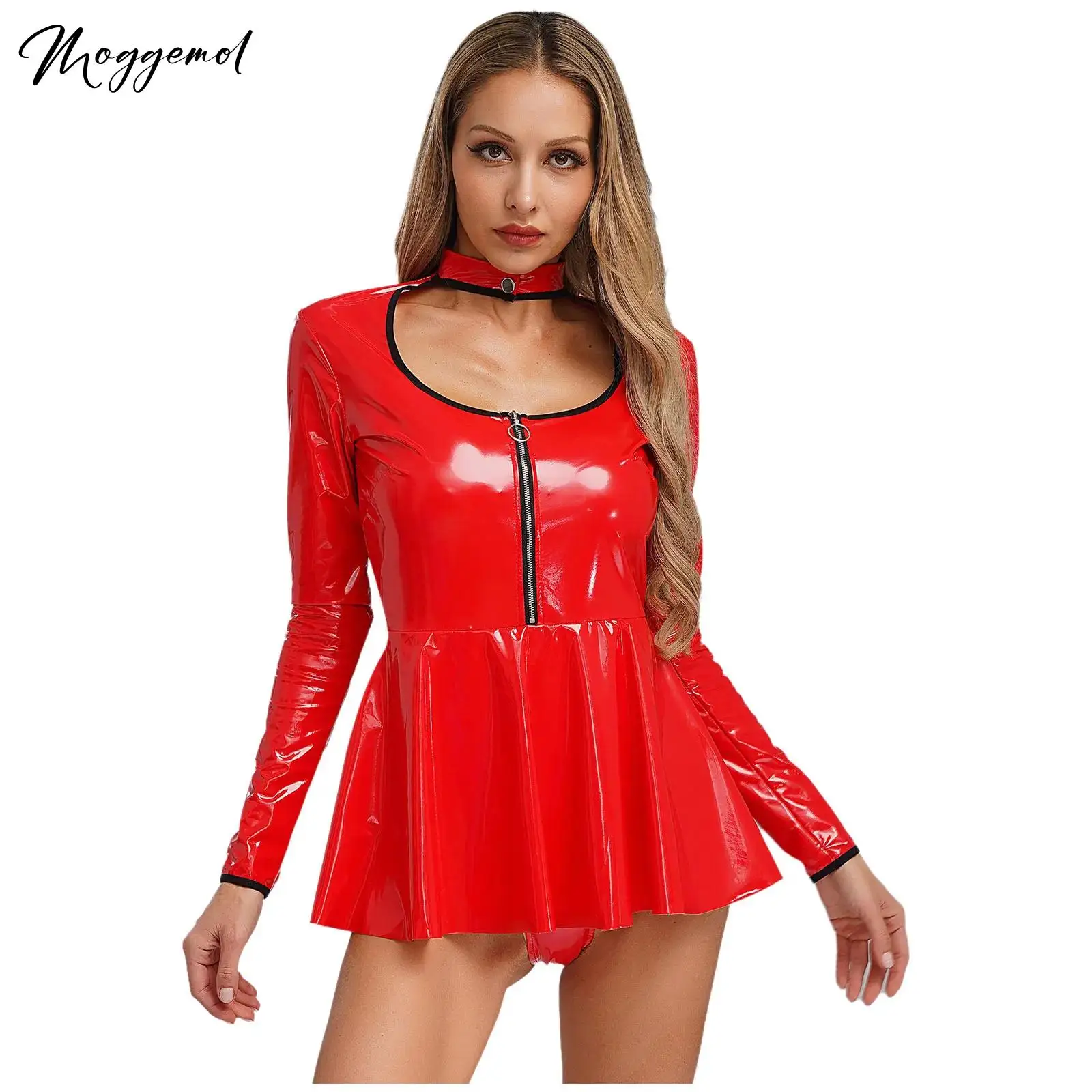 فستان نسائي من الجلد اللامع ذو مظهر رطب ورقبة وهمية وأكمام طويلة مقصوصة على شكل حرف A فستان مثير لامع معدني للنادي