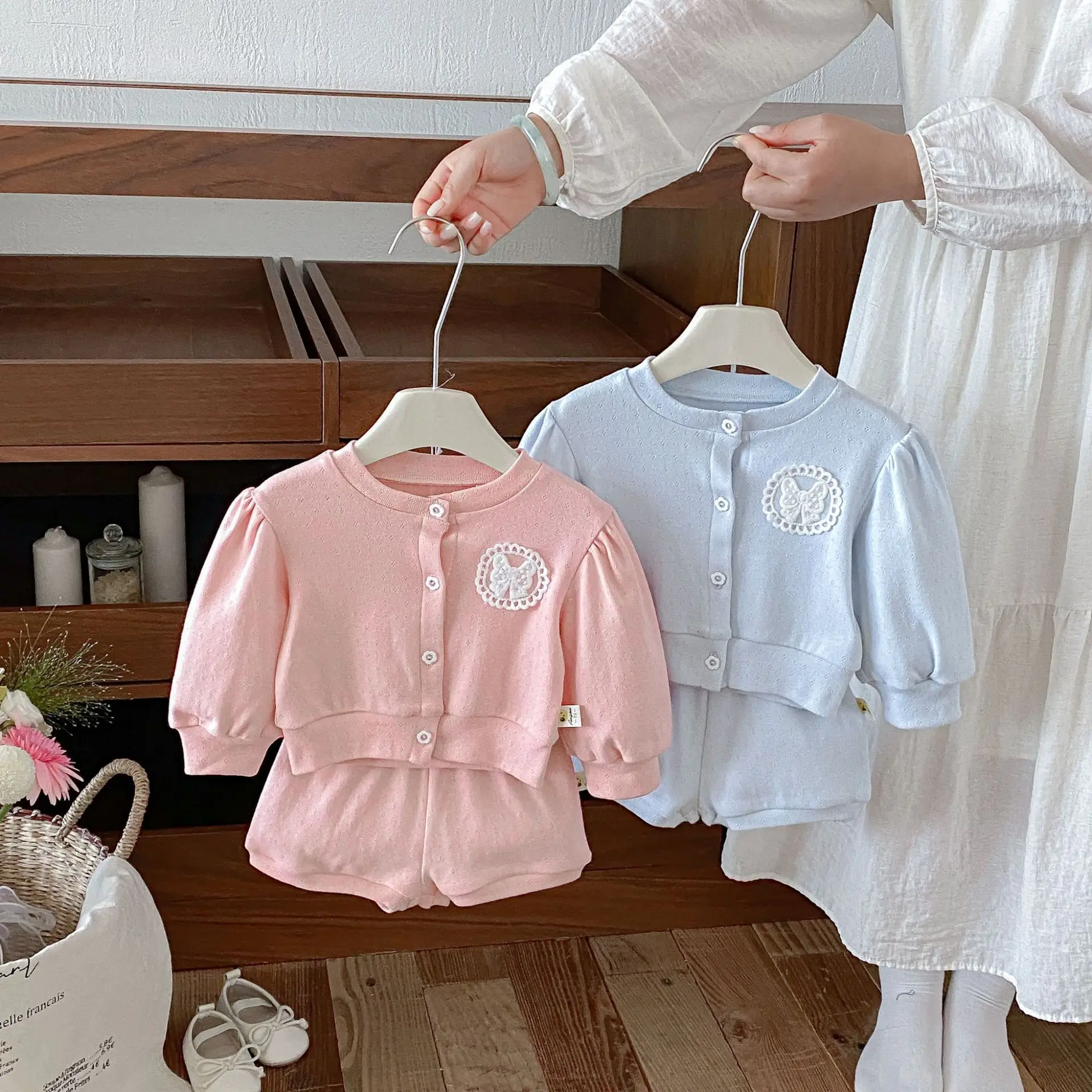 2026 Autumn New Product Infant and Toddler Set Female Baby Lantern Sleeve Cotton Cardigan Top Bread Pants Two Piece Set