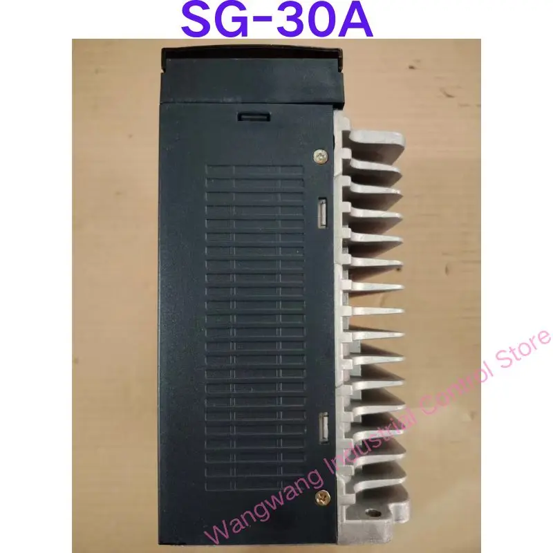 Teste de segunda mão OK, Servo Drive SG-30A