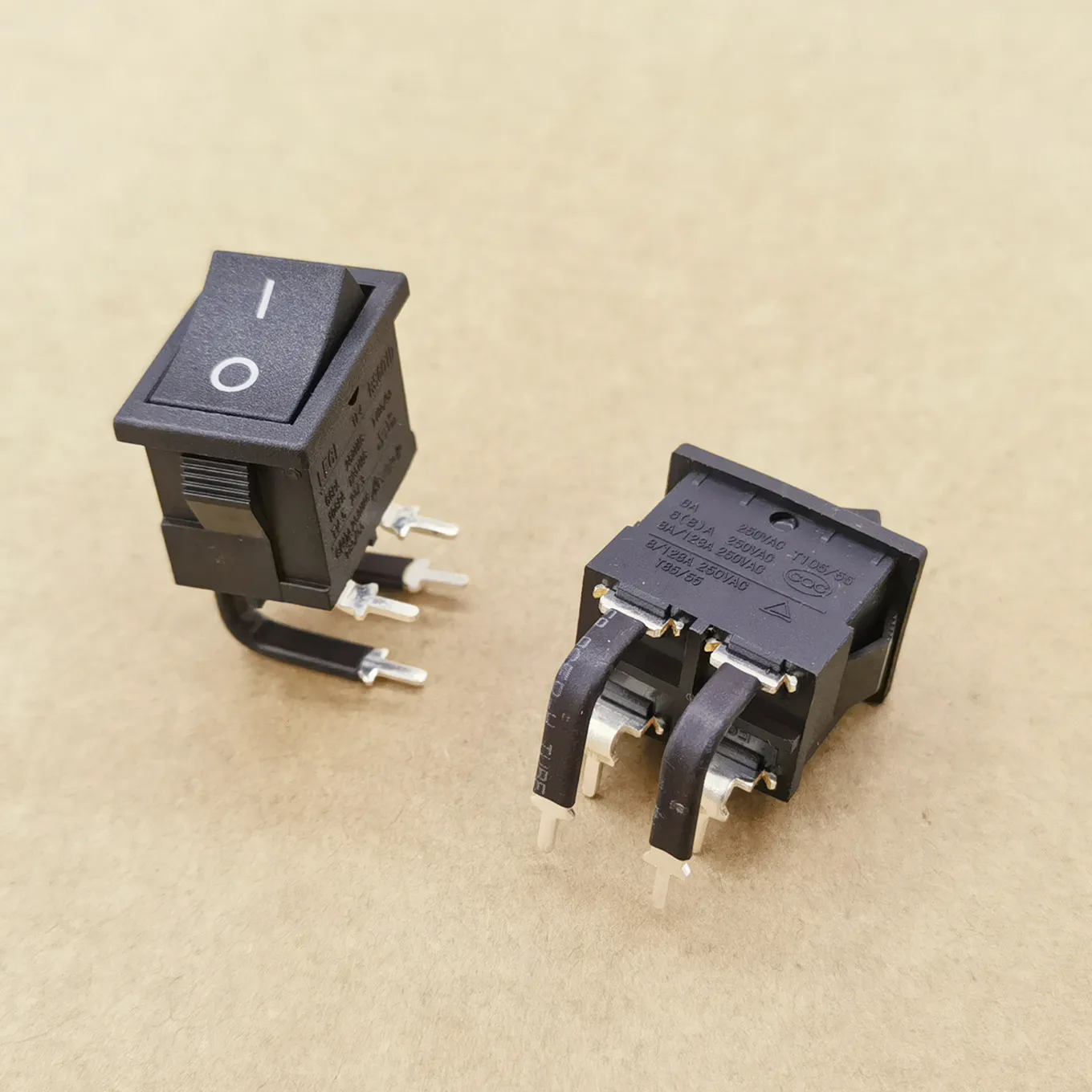 Original new 100% RS601DB-2010013BB rocker switch RS601D 6A/8A 250VAC copper foot 4pin slant pin