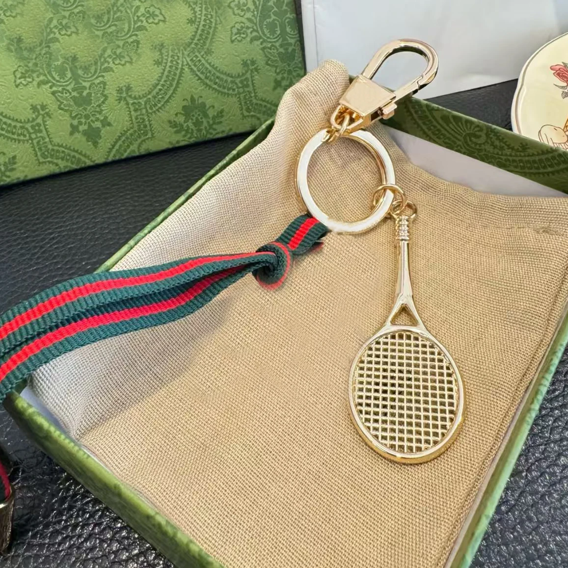 Sporty Badminton Racket Metal Feel Bag Charm Luxury Minimalist Design High-End Hanging Ornament Fashionable Accessory