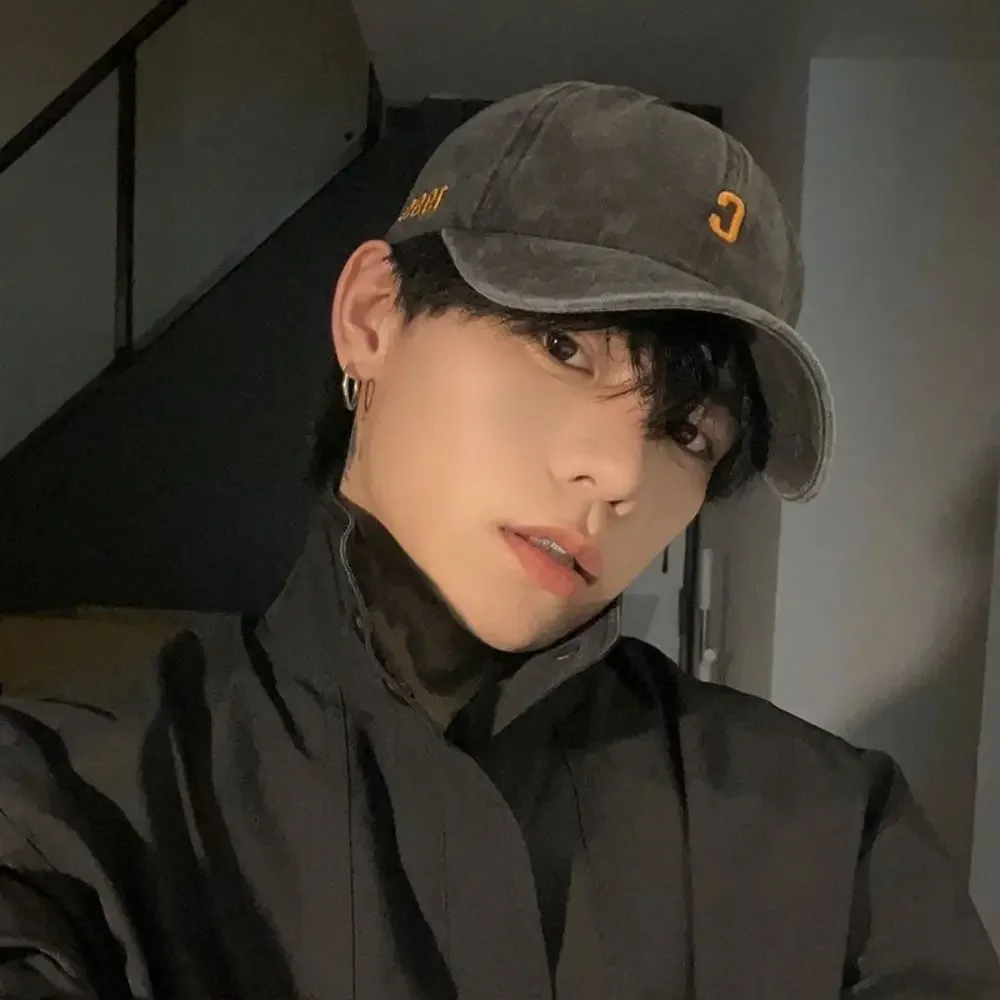 Vintage Letters C Embroidery Baseball Caps Adjustable Hip-hop Distressed Faded Cap Sunscreen Hats Man Women Outdoor Sports