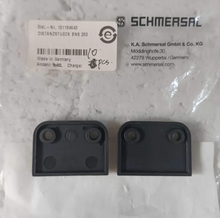 

2PCS DISTANZSTUECK BNS 260 switch new original Schmersal