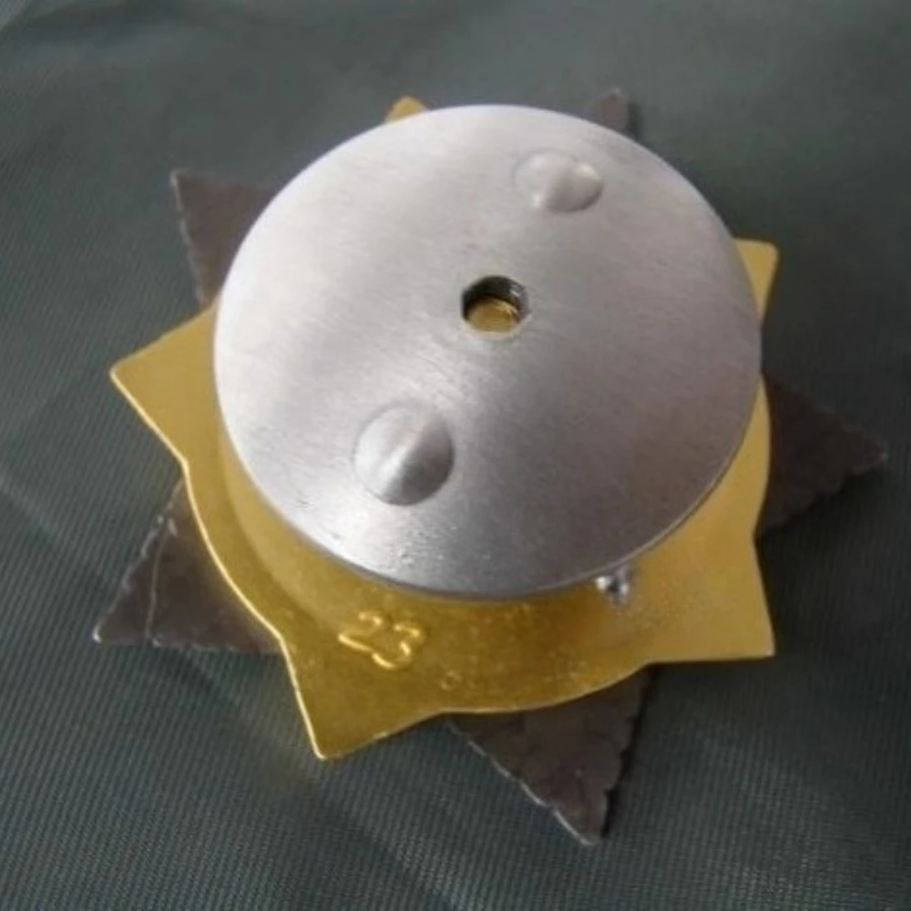 Советский класс I Богдани. Медаль Хмелnytsky Советская Металлическая Эмблема Сувенир Украшения Ремесла