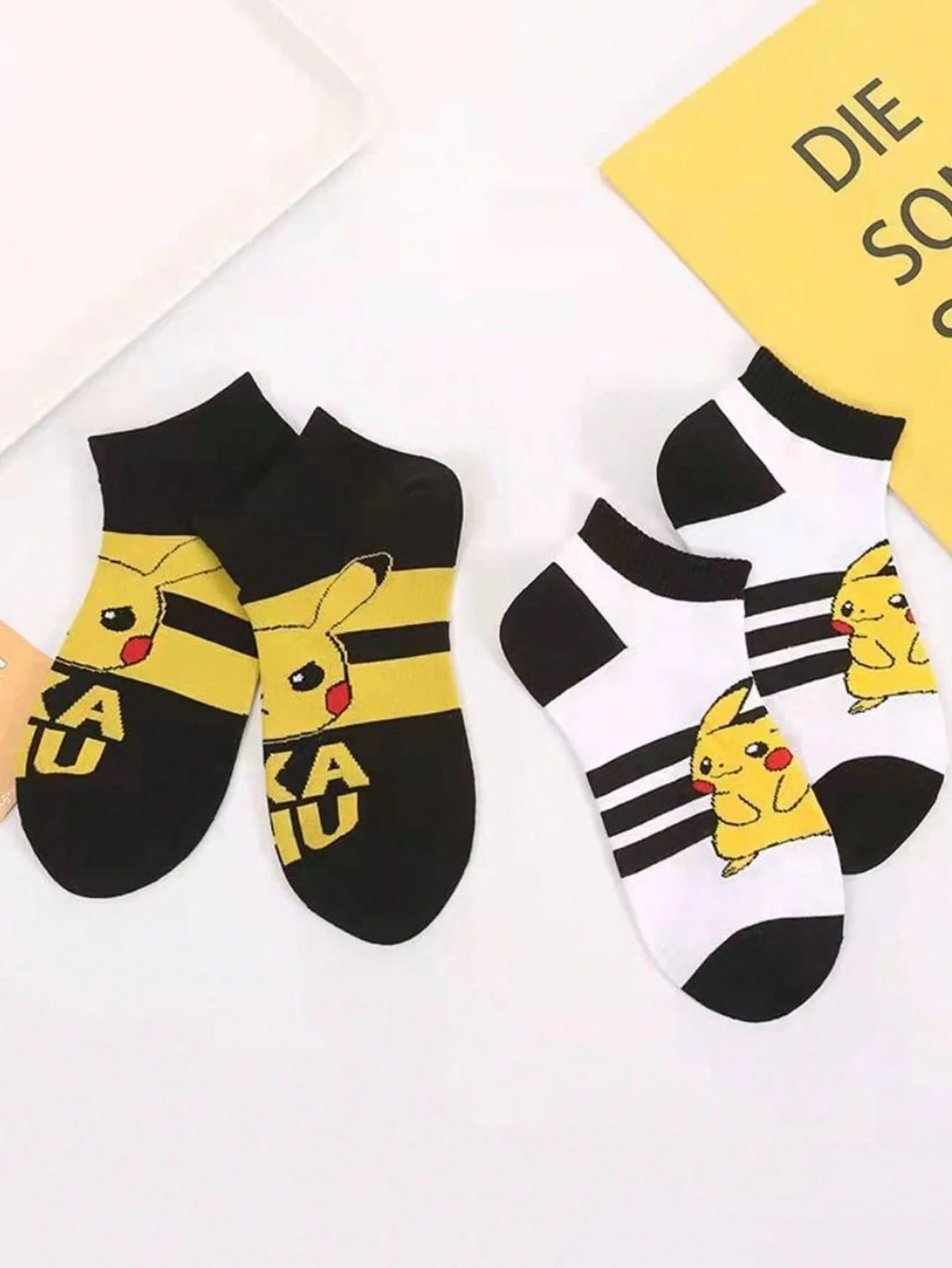 5/10/15 Pairs of random miniso new Pok é mon Cartoon pattern Pikachu Breathable Absorbent Casual Women's short Socks