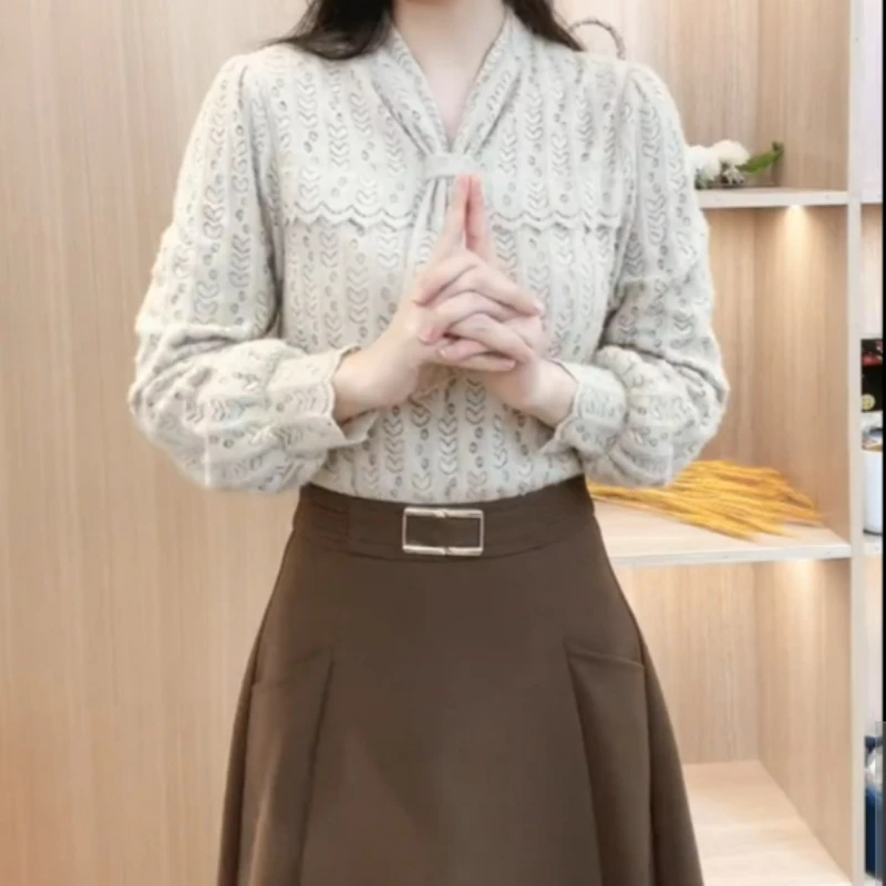 Autumn Winter New Solid Color Scarf Collar Long Sleeve Blouse Women High Street Casual Loose Lace Pullovers Elegant Thick Tops