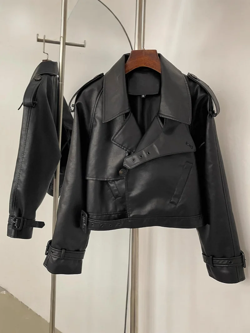 Women's High-Quality Leather Jacket 2025 Fashion Versatile Trendy Motorcycle Style Coat for All Seasons