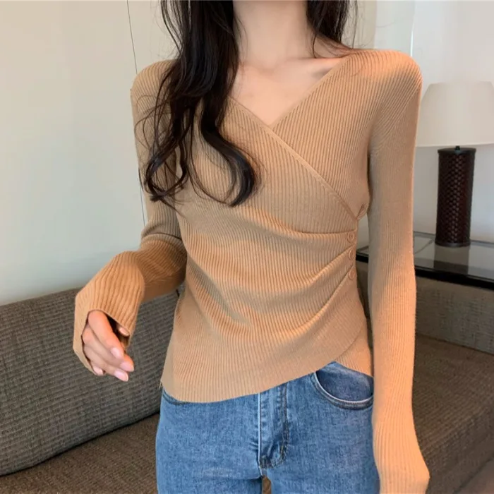Slim Fit V-Neck Irregular Base Shirt Women's Autumn New Korean Version Inner Tight Knitted Sweater Low Neck Body Shape Knitwear