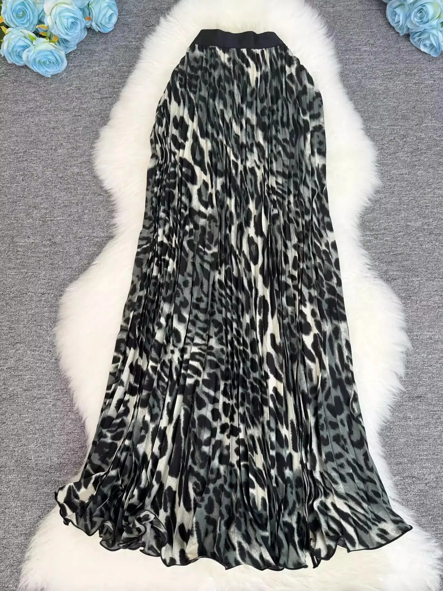 

Women's Leopard Print Tulle Long Skirt High Waist Elastic Waistband Pleated Ruffle Hem Flared A-Line Fashionable 2025