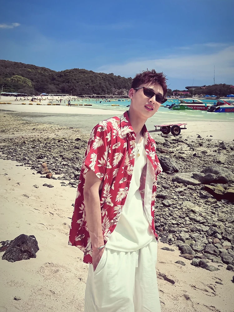 Cuba Collar Hawaii Short Sleeve Men's Shirt Summer Ice Silk Thin Sunscreen Beach Vacation Outfit Jacket Breathable Lightweight