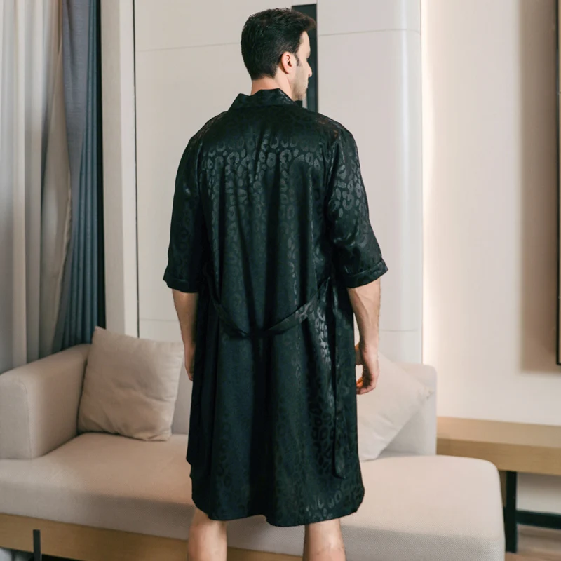 Men's Ice Silk Satin Half Sleeves Pajamas Sleepwear Robe Robes Bathrobe Nightgown Plus Size Spring and Autumn Short Sleeves