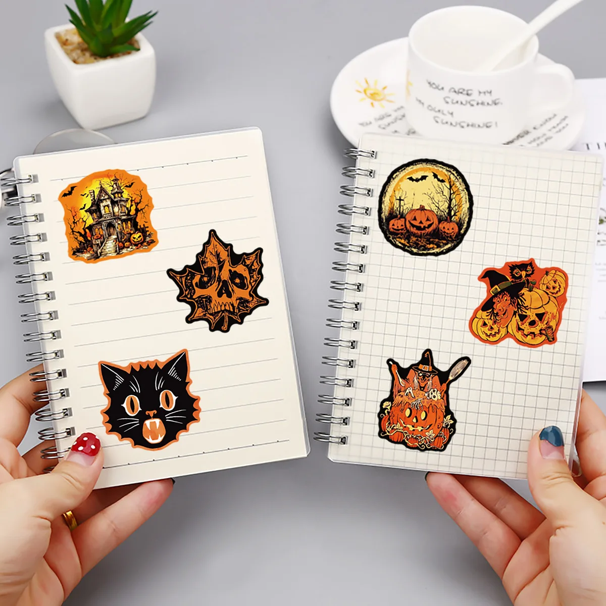 50Pcs Retro Halloween Fun Graffiti Stickers Decorative Water Bottle Stationary Pumpkin Monster Waterproof Horror Stickers