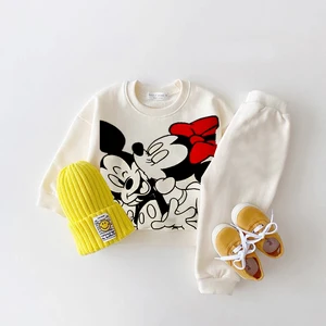 Mickey-Mouse-kapüşonlu ve kot pantolonlu, mürettebat yakalı ve antrenman kıyafetleri, gri, gündelik giyim, stil içeren bir erkek bebek için basılmış sweatshirtler 2 yaşındaki bebek için en büyük giysi satışlarından 12'si, no. 8