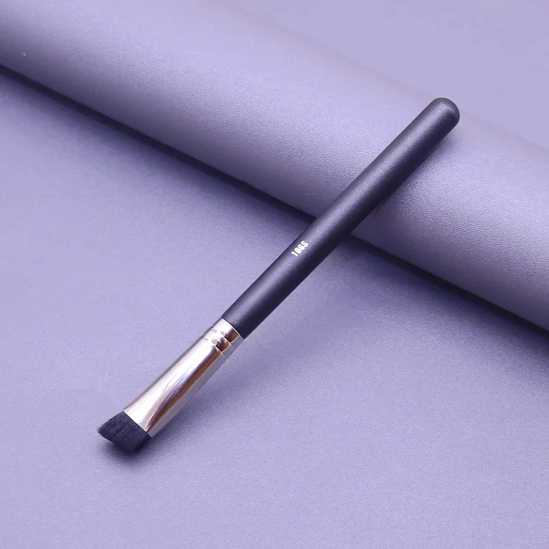 106s Triangular Slope Shape Concealer Brush Concealing Dark Circles Pockmarks Spots Blemishes Concealer Makeup Brush