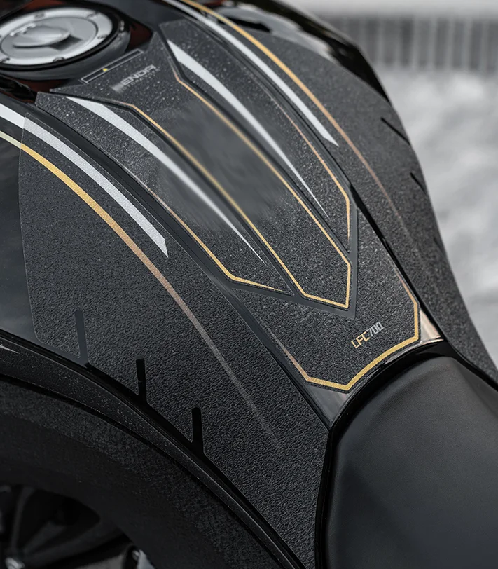 FÜR BENDA LFC 700 LFC700 Motorrad körper verkleidung aufkleber Tank Pads Gas Knie Grip Traktion Aufkleber Schutz