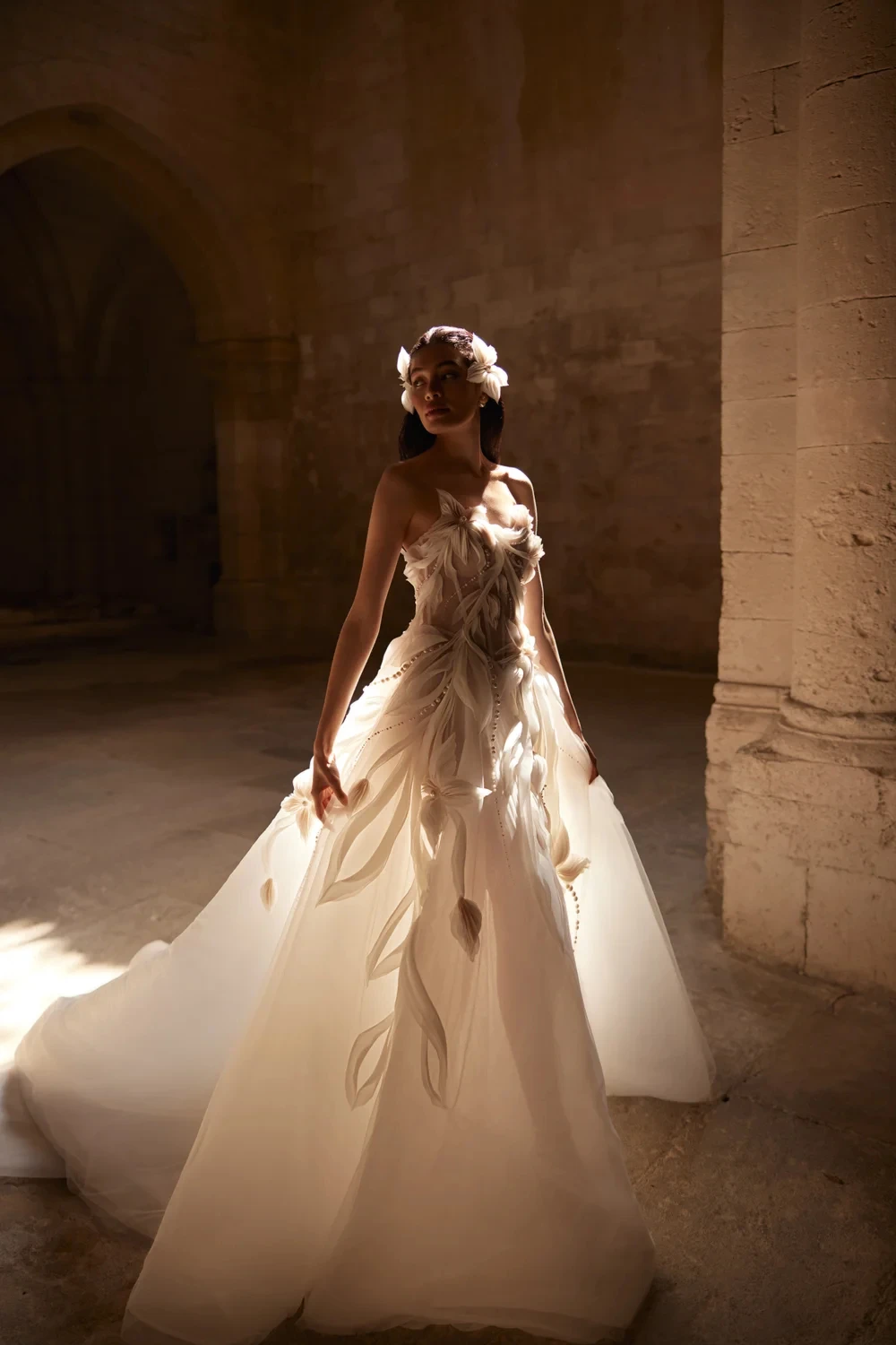 

Customized Elegant White Organza Wedding Dress Formal Sweetheart Sleeveless Bridal Gowns Boho A-Line Chapel Train Robe de mariée