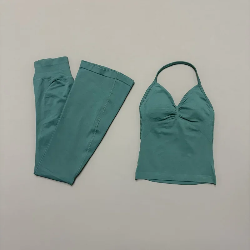 2-teiliges Yoga-Set für Damen: V-Ausschnitt, gepolstertes langes Camisole-Oberteil, High-Waist Bootcut Flare Leggings – Weiches, dehnbares Gym-, Pilates- und Workout-Outfit – Detail 11