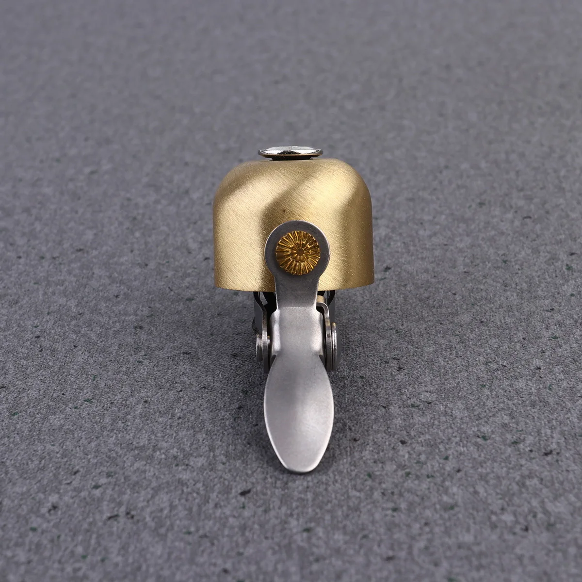 

Vintage Copper Bike Bell Hammer Dial Loud Ring Horn Bendable Mount For Mountain Road Folding Bikes Cycling Outdoor