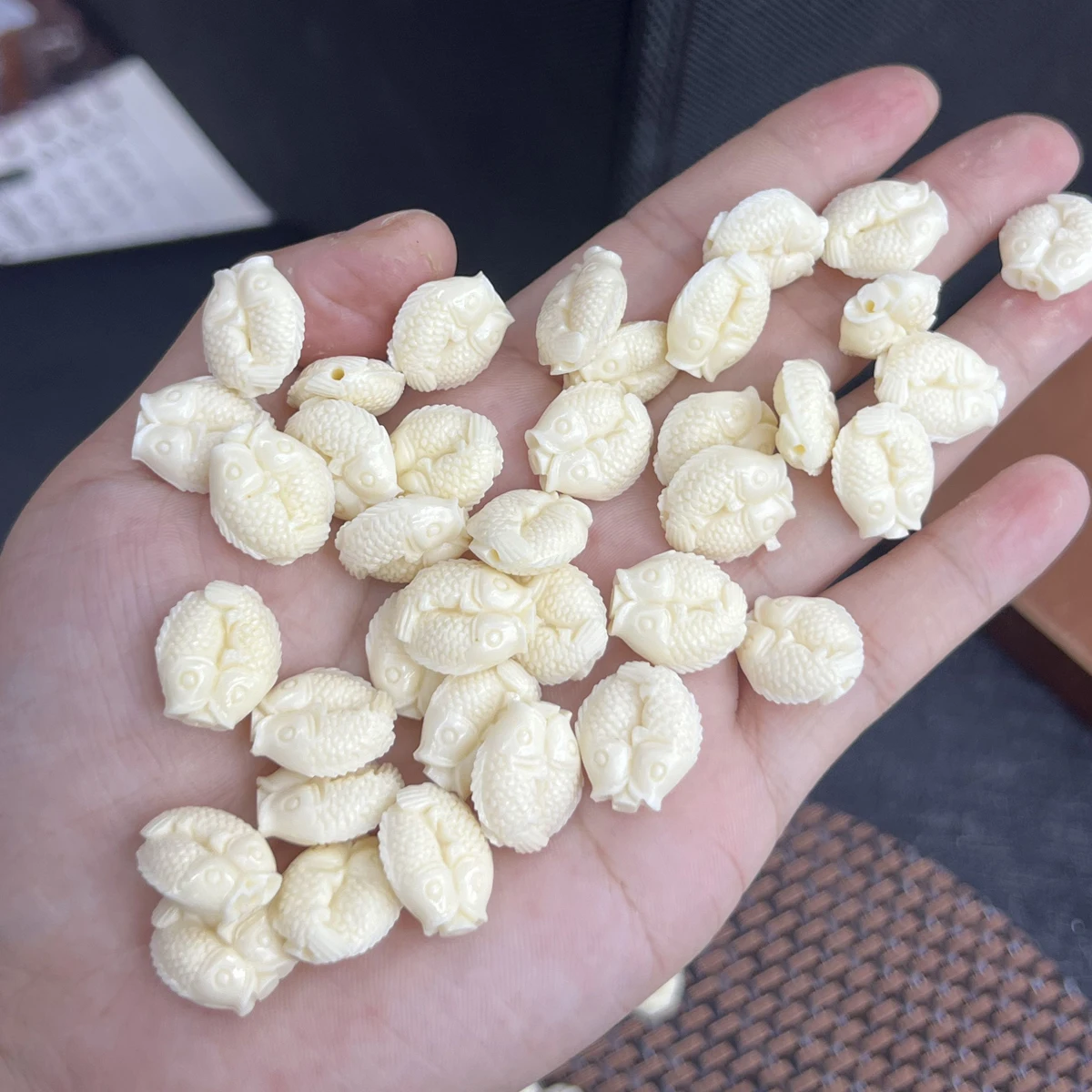 14x15mm Adorable Fish-Shaped Imitation Coral Natural Shell Bead for Jewellery Making DIY Necklace Bracelet Accessories Wholesale