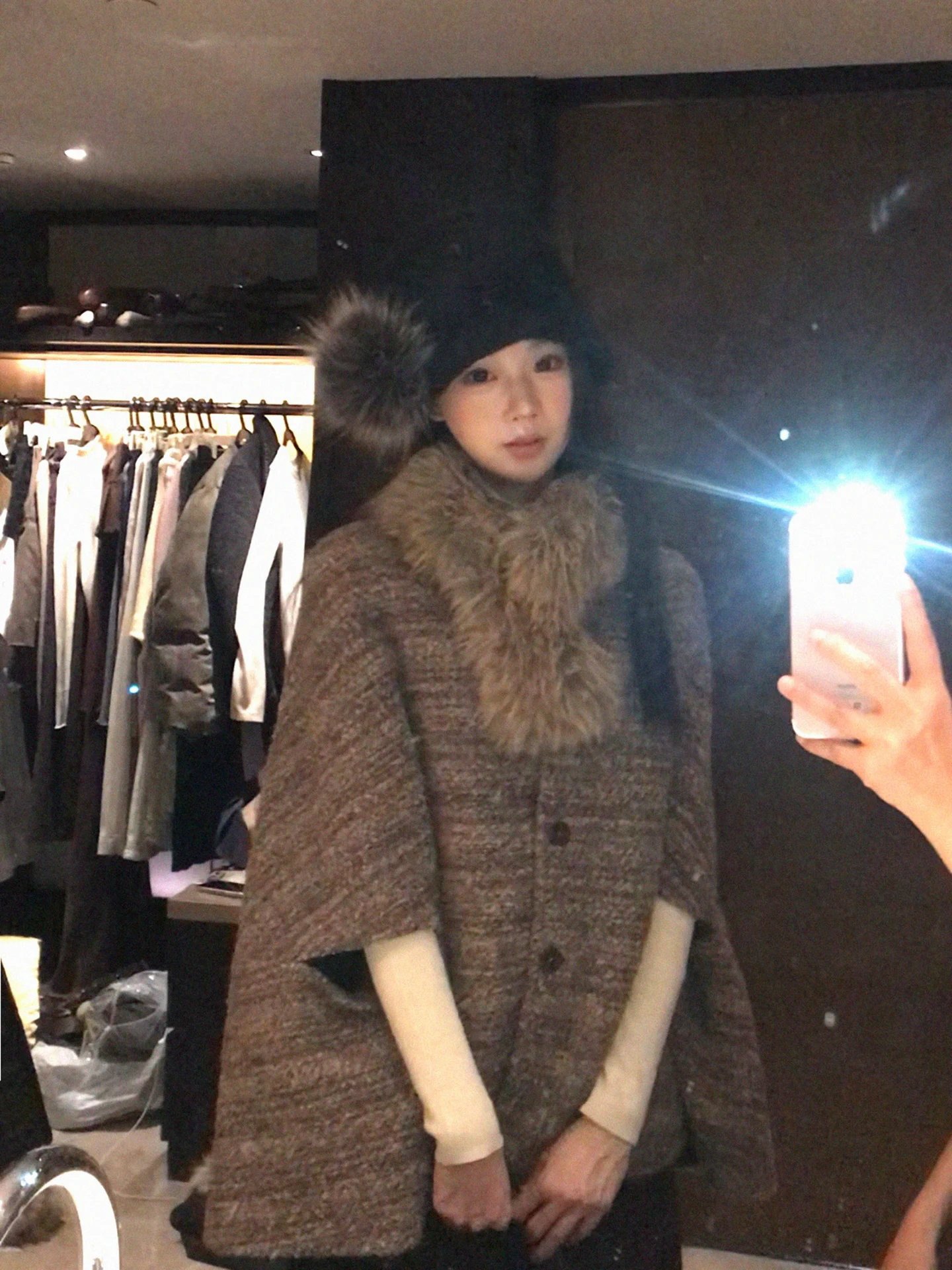 

Красное шерстяное пальто знаменитостей, женское пальто Sle, новинка 2025, зимняя одежда, капюшон, размер Ne, маленькое шерстяное пальто длиной до плеч