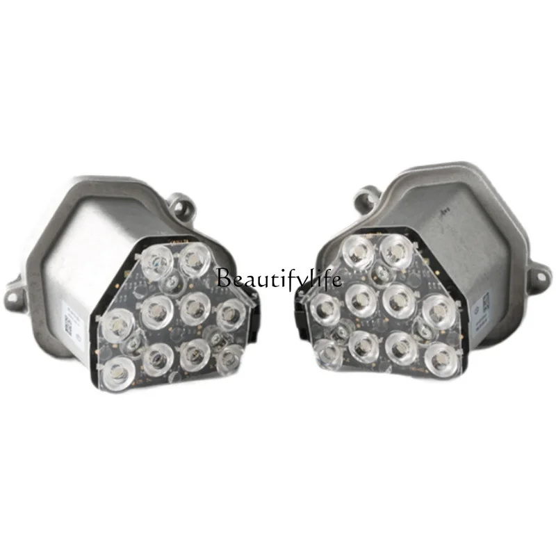 

Suitable for G38 520 525 528 530 525 daytime running light turn signal light source module