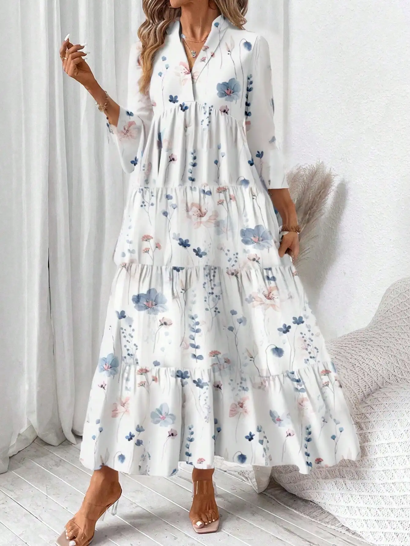 

Women's V-Neck Floral Tiered Long Sleeve Maxi Dress, Boho Chic Spring Summer